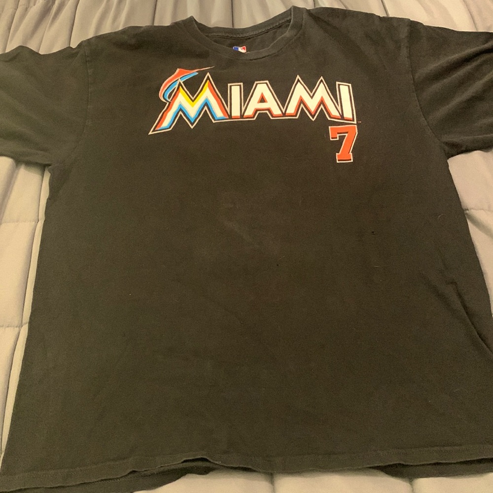 Mens T-shirt size XL Miami Marlins
